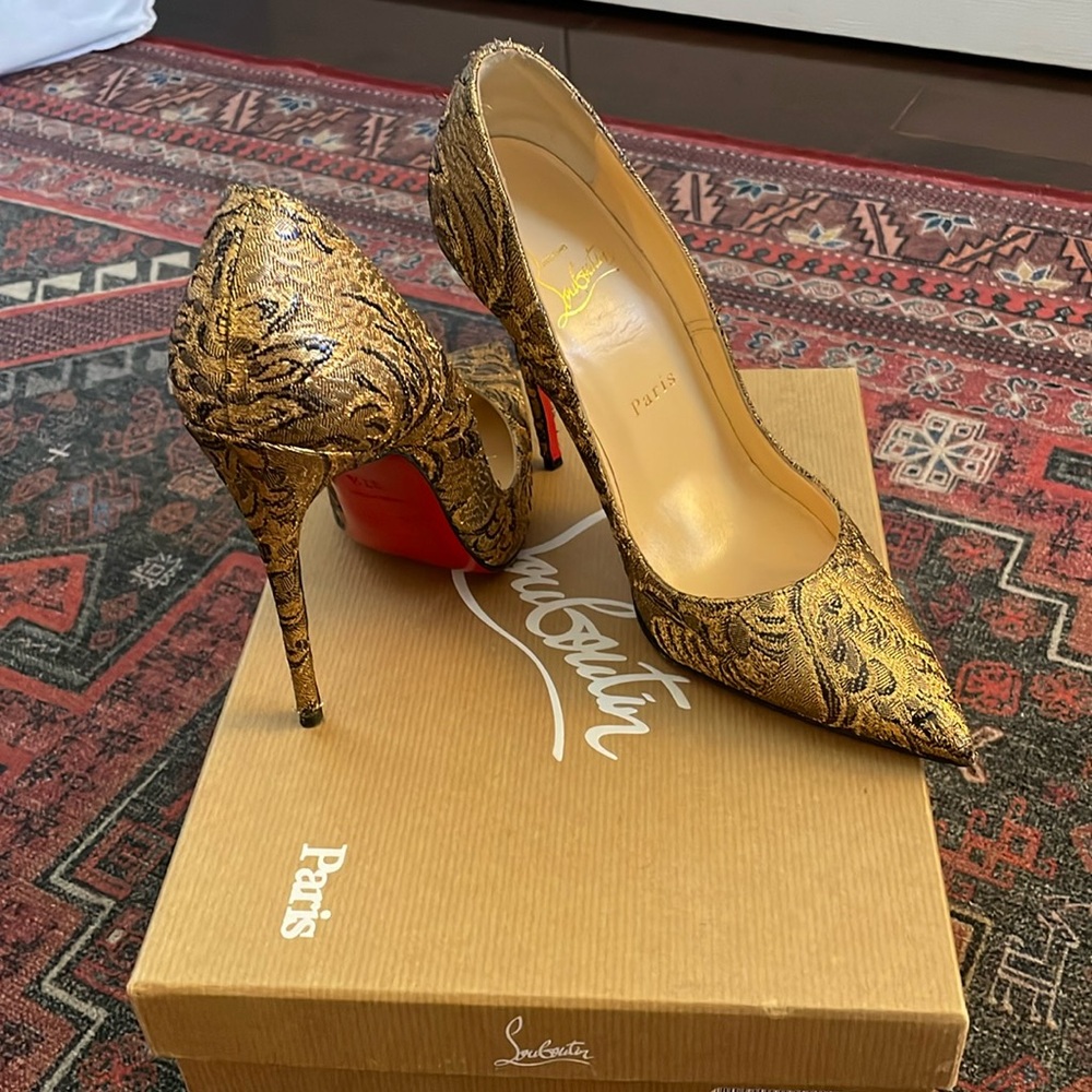 Gold Christian Louboutin So Kate heels